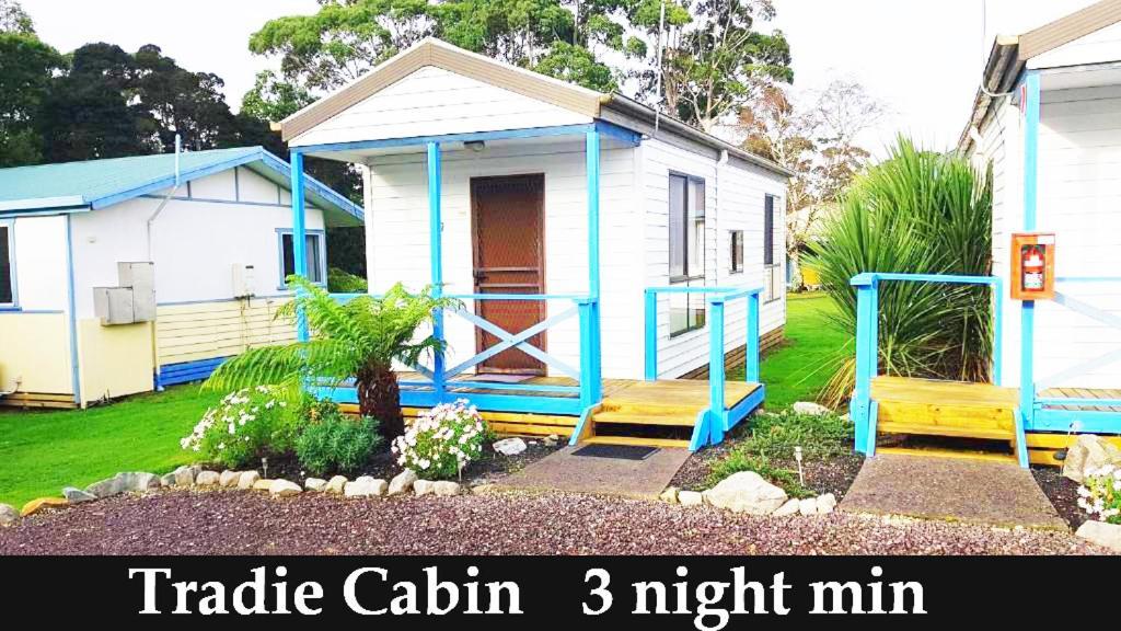 Strahan Retreat Holiday Park Exterior photo
