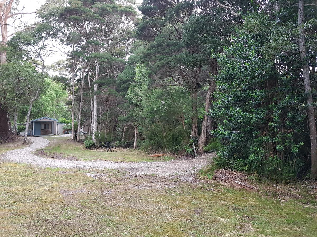 Strahan Retreat Holiday Park Exterior photo